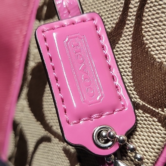 Coach Signature Pink and Tan Canvas Wristlet Clean No Tears - Picture 4 of 10